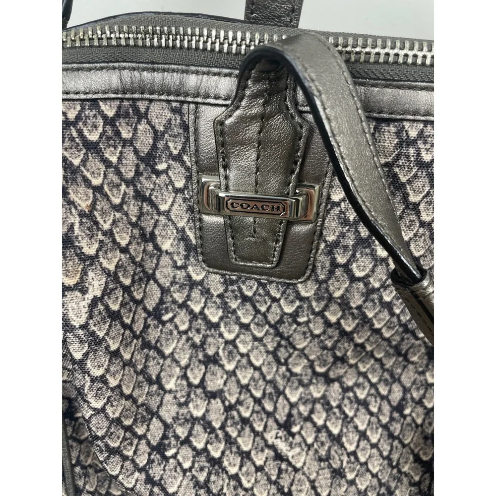 Coach Signature Snakeskin Print Satchel Bag Pewter Accents Shoulder‎ Bag
